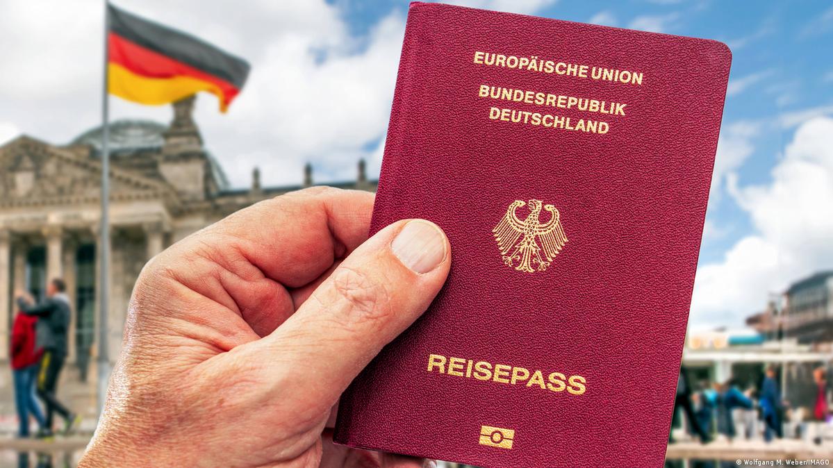 Germany Passport Renewal Delays Frustrate Vacationers DW 07 07 2024