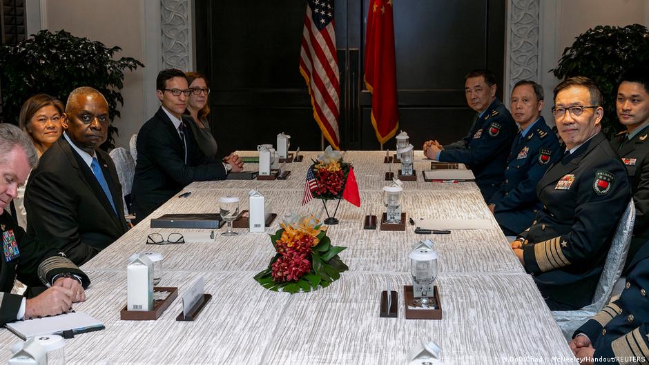 US, China seek guardrails as Taiwan tensions persist – DW – 06