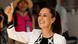 Claudia Sheinbaum durante la jornada electoral con el dedo pulgar en alto. Claudia Sheinbaum durante la jornada electoral con el dedo pulgar en alto.