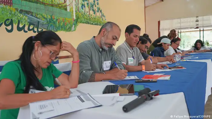 Ecuador Amazonas 2024 | DW und DW Akademie besuchen Partner