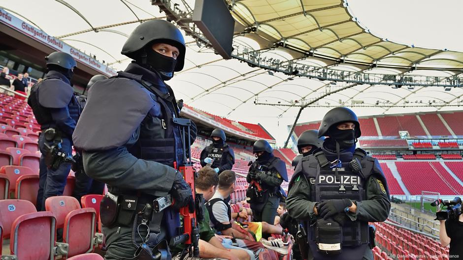 Policijska vežba na stadionu u Štutgartu