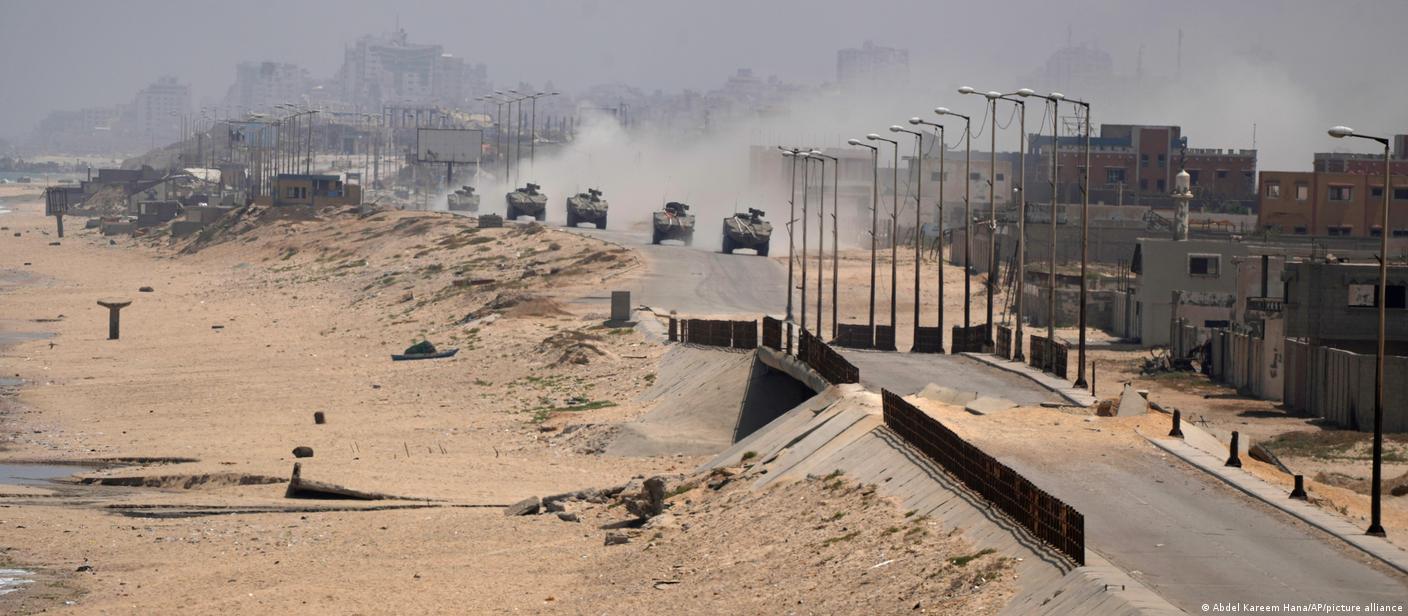  نوار غزه، تانک‌های اسرائیلی در دیر البلح 