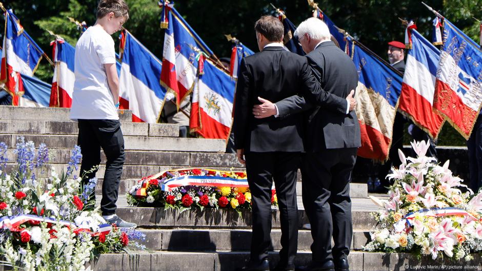 Predsednici Emanuel Makron i Frank-Valter Štajnmajer na 80. godišnjici masakra u Oradur-sur-Glanu