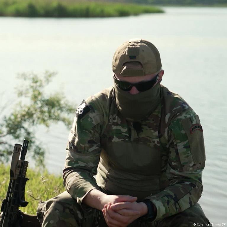 VKontakte-dan uydagi qizlarning samimiy fotosuratlari Voyaga etmaganlar ishtirokida porno