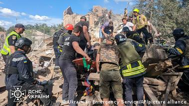 Ataque ruso deja nueve muertos y 29 heridos en Krivi Rig