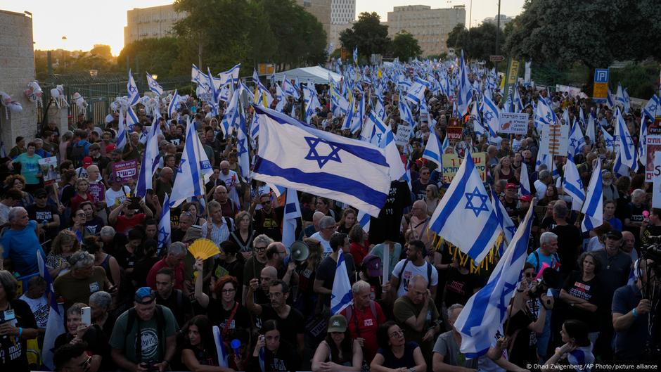 مظاهرات في القدس ضد حكومة نتنياهو تطالب بانتخابات مبكرة