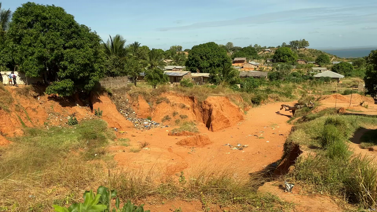 Cabo Delgado: Erosão dos solos ameaça comunidades de Pemba – DW – 19/06 ...