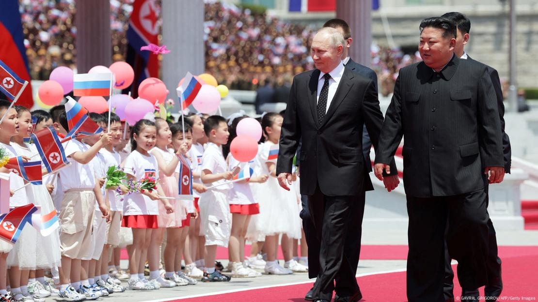 Presidente de Rusia junto al líder de Corea del Norte.