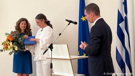 Επιστρέφοντας το ρολόι ενός Έλληνα κρατουμένου των ναζί