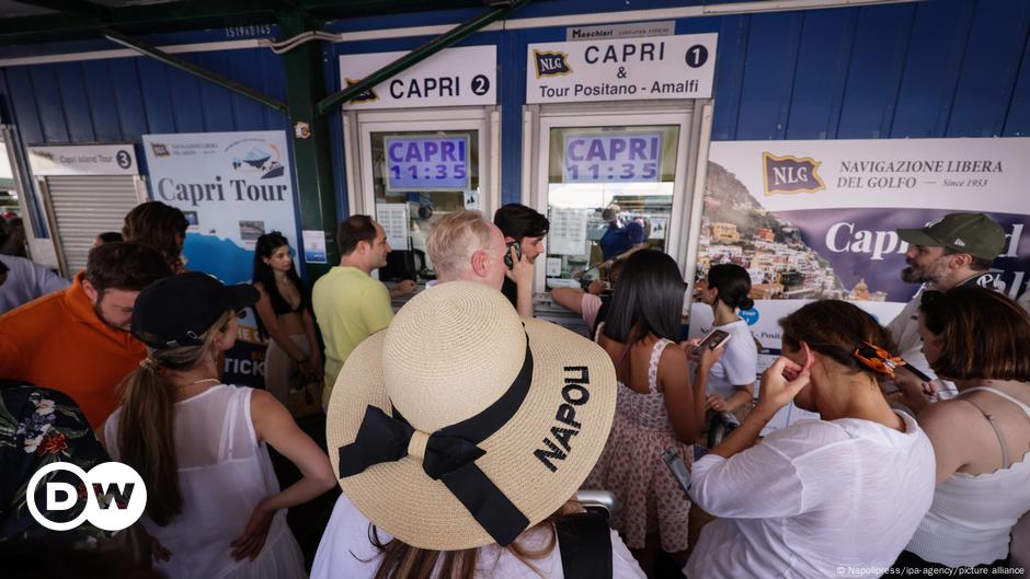 Italy: Capri mayor blocks tourists amid water shortage – DW – 06/22/2024