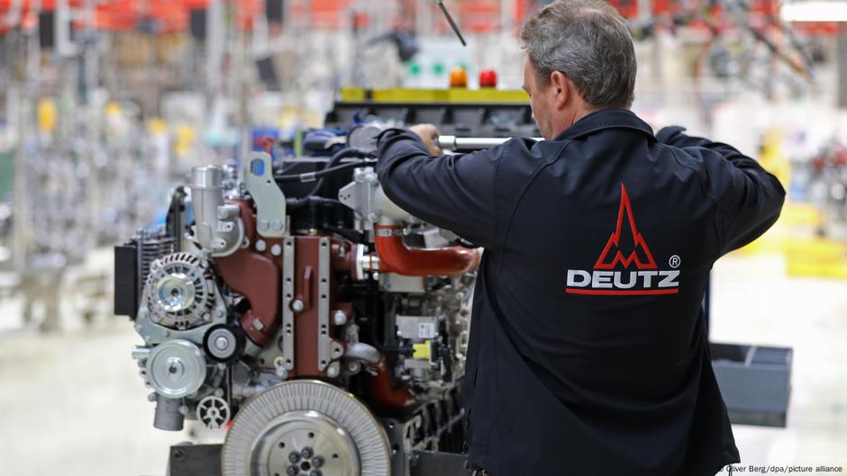 Rutinska kontrola dizel-motora u fabrici Dojc