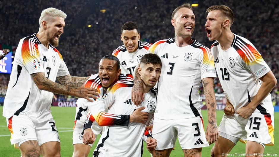 Slavlje nemačke ekipe posle Havercovog gola iz penala