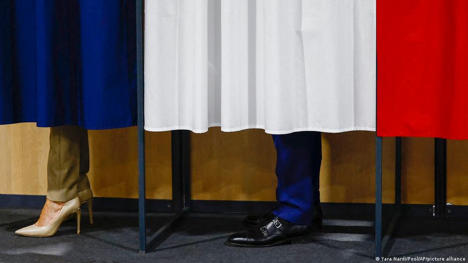  Foto zu Wahlen in Frankreich 2024 – DW – 07.07.2024 