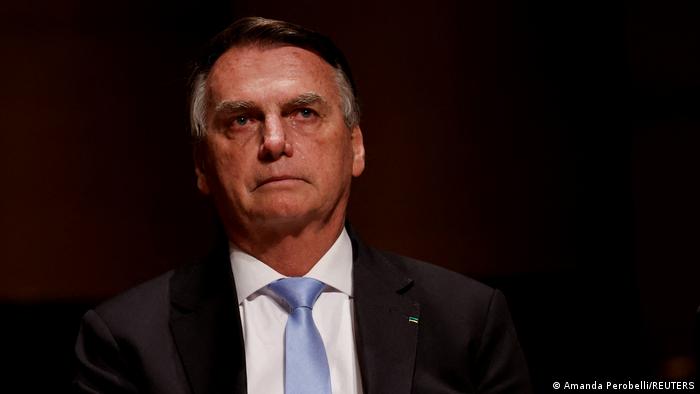 PF: Bolsonaro desviou mais de R$ 6,8 milhões em presentes e joias