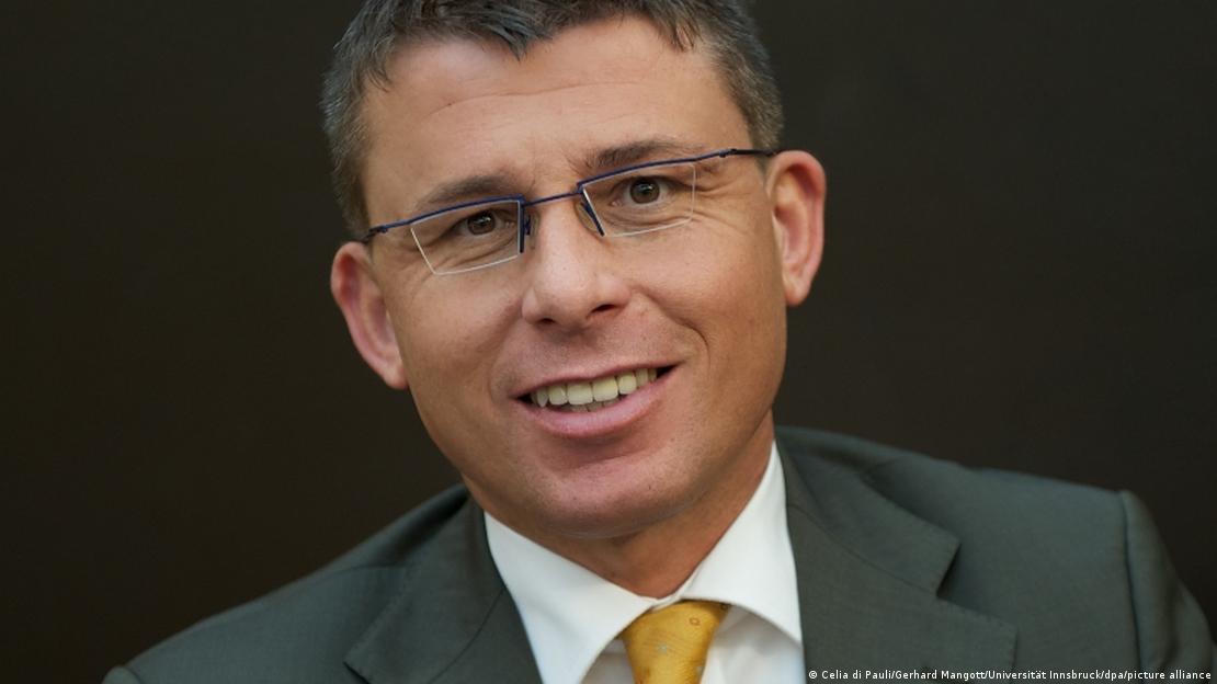 Герхард Манготт Герхард Манготт