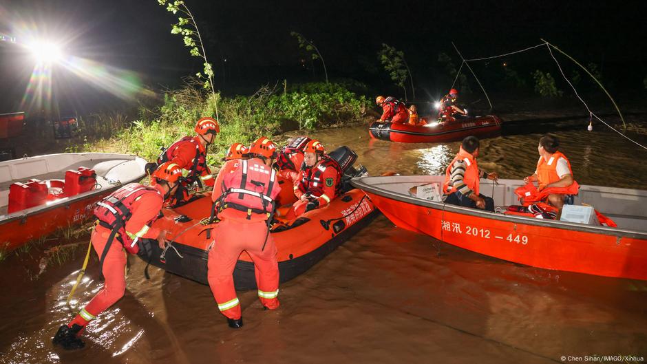 China: Dam breach forces almost 6,000 people to evacuate - News Headlines