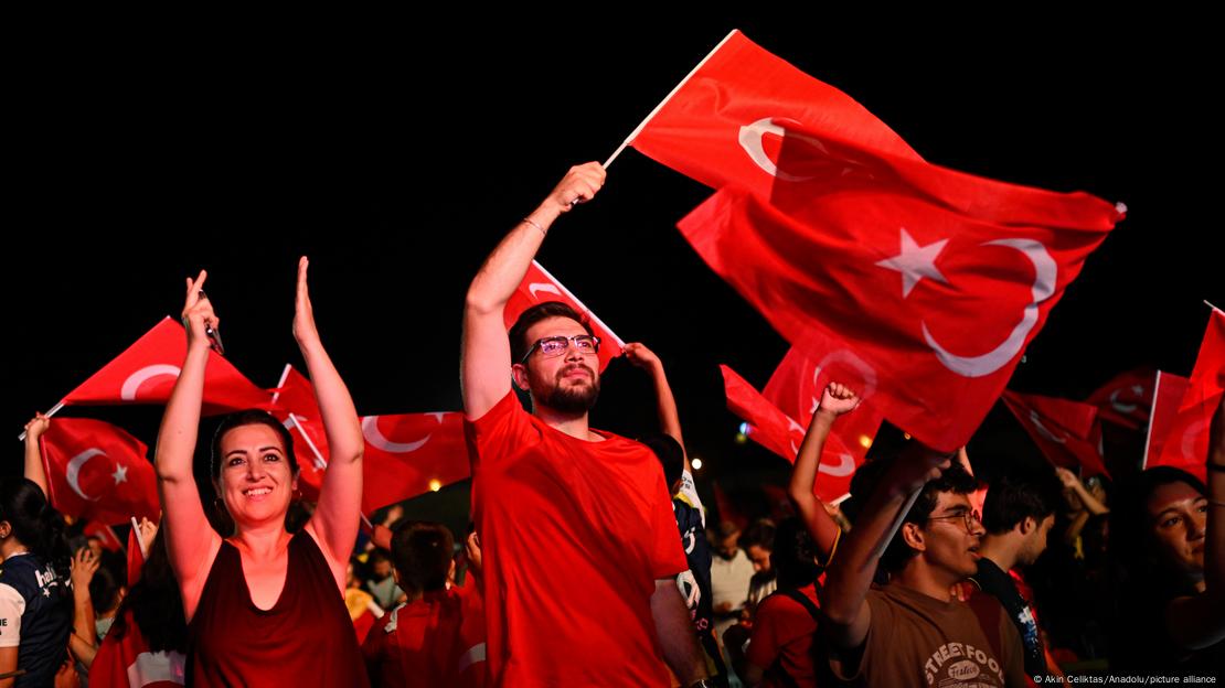 Turkey fans with Turkish flags