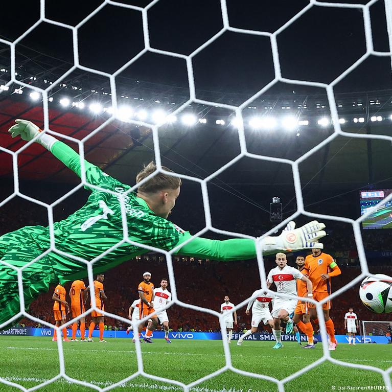 Futbolda bahis soruşturması: 20 kişi daha tutuklandı