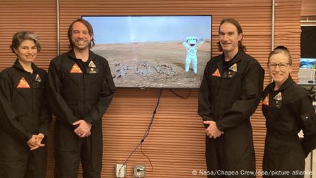 Vier Forscher, ein Jahr Mars: NASA-Simulation beendet