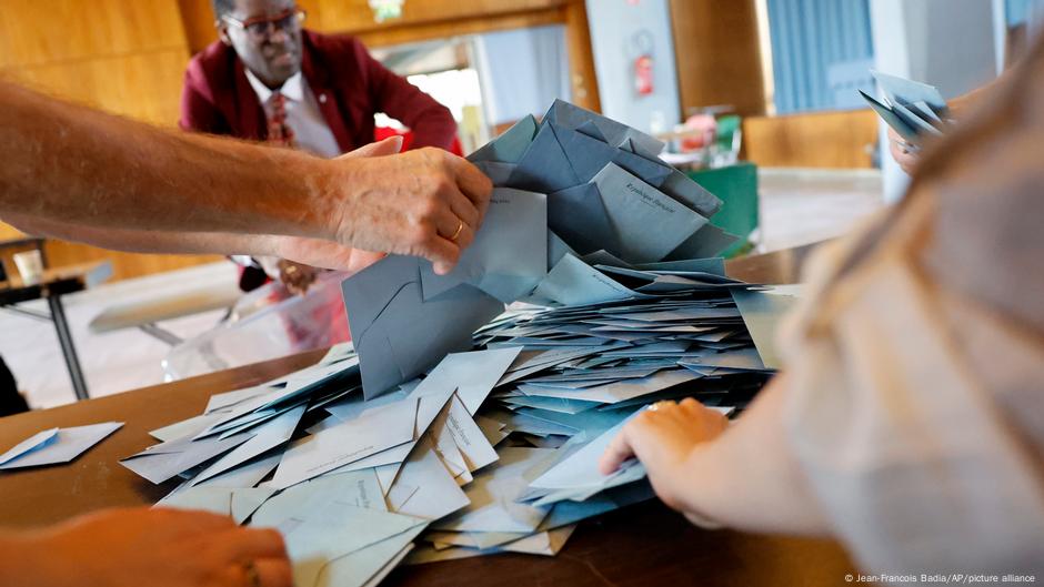 France election: Leftist coalition leads in exit polls