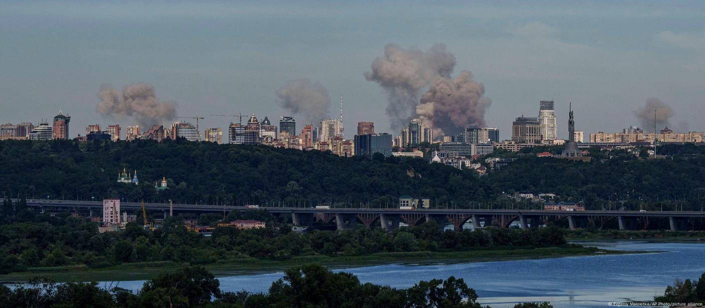 Bombardeos rusos sacuden Kiev y otras ciudades de Ucrania – DW – 08/07/2024