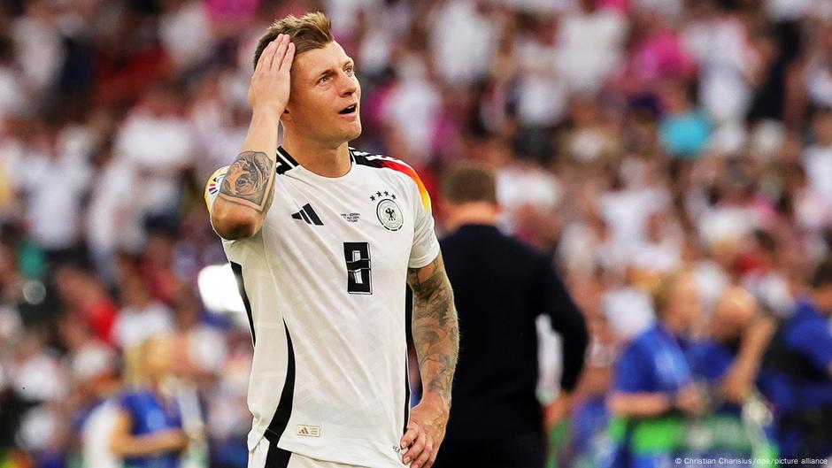 Why do German footballers struggle to win the Ballon d'Or?  DW  09/23/2025