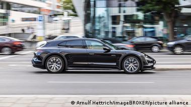 India: How 'Pune Porsche' case exposes corruption epidemic – DW – 07/08