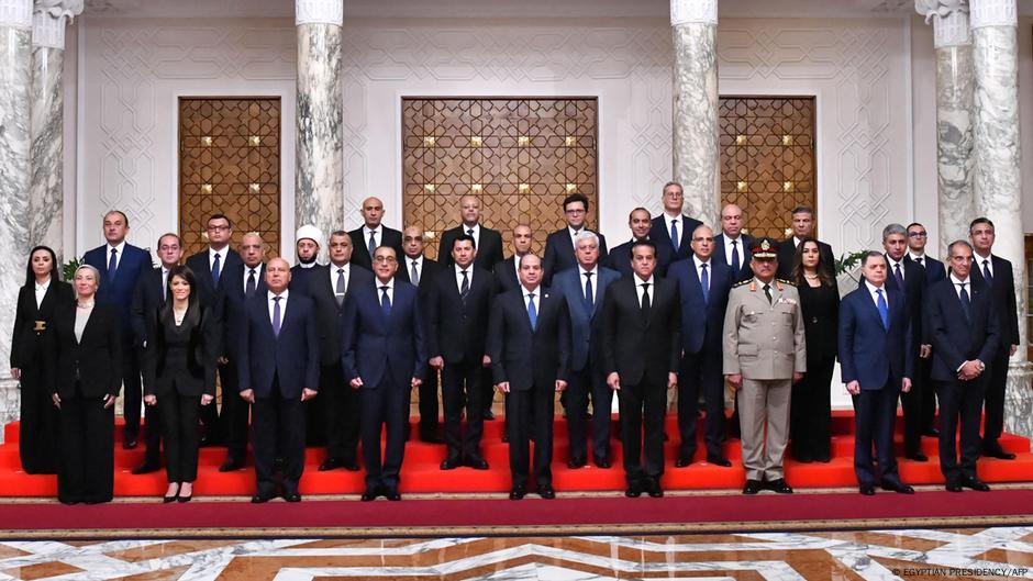 تحليل: هل تنجح الحكومة المصرية الجديدة اقتصاديا حيث فشلت سابقاتها؟