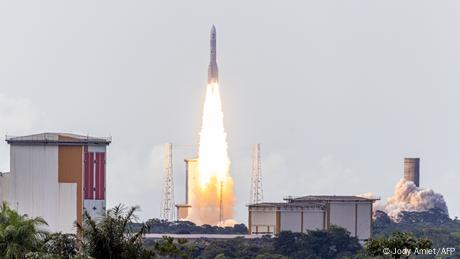 Jungfernflug mit Schönheitsfehlern: Rakete Ariane 6 hebt ab