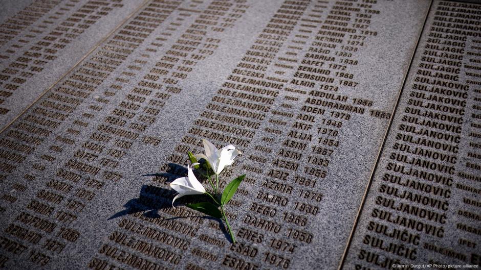 Trideset godina kasnije, genocid u Srebrenici ima dalekosežne posledice za bosansko društvo