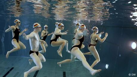 Frithjof Seidel hat mit seiner Karriere als Synchronschwimmer Pionierarbeit geleistet.