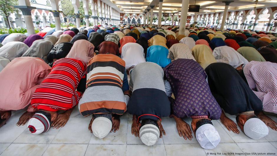 Malaysia grapples with growing religious conservatism  DW  07/08/2025