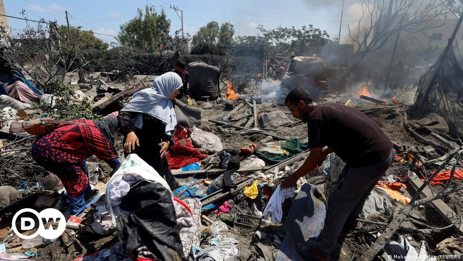 Dozens of dead reported in strike in Gaza camp – DW – 13.07.2024