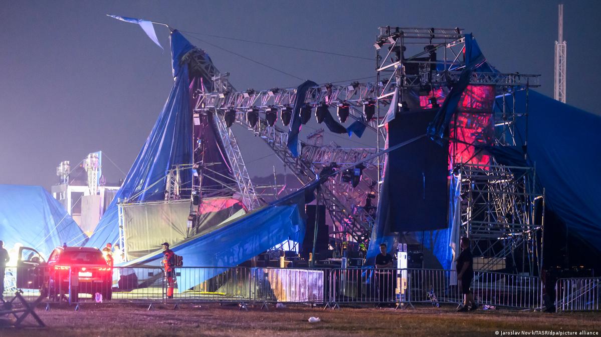 Slovakia: At least 15 hurt as storm hits music festival – DW – 07/13/2024