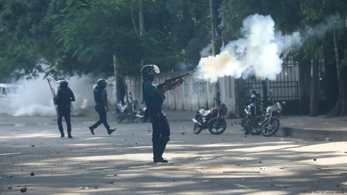 Police dispersing student protesters in Dhaka, Bangladesh