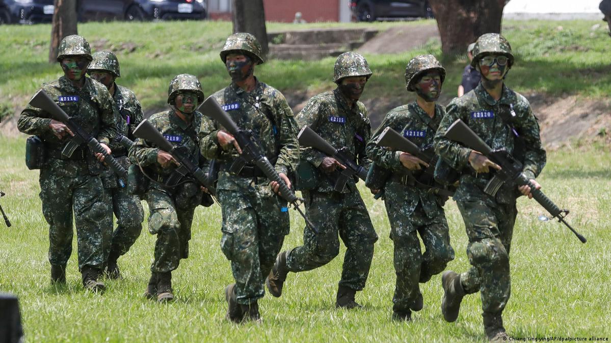 Taiwan holds drills simulating defense against China attacks