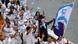 Atletas israeles ondean su bandera al ser presentados en los Juegos Olmpicos de Pars 2024