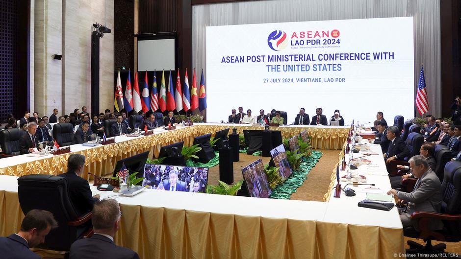 Ministarski sastanak ASEANA-a u Laosu