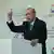  Recep Tayyip Erdogan drži govor s podignutim prstom