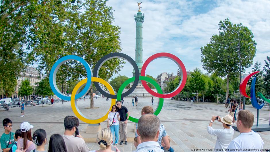 Tourists steer clear of Olympics-obsessed Paris