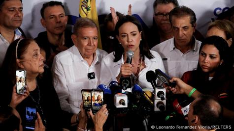 Maráa Corina Machado e Edmundo González