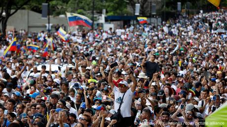Venezuela: Elf Tote bei Protesten nach Präsidentenwahl