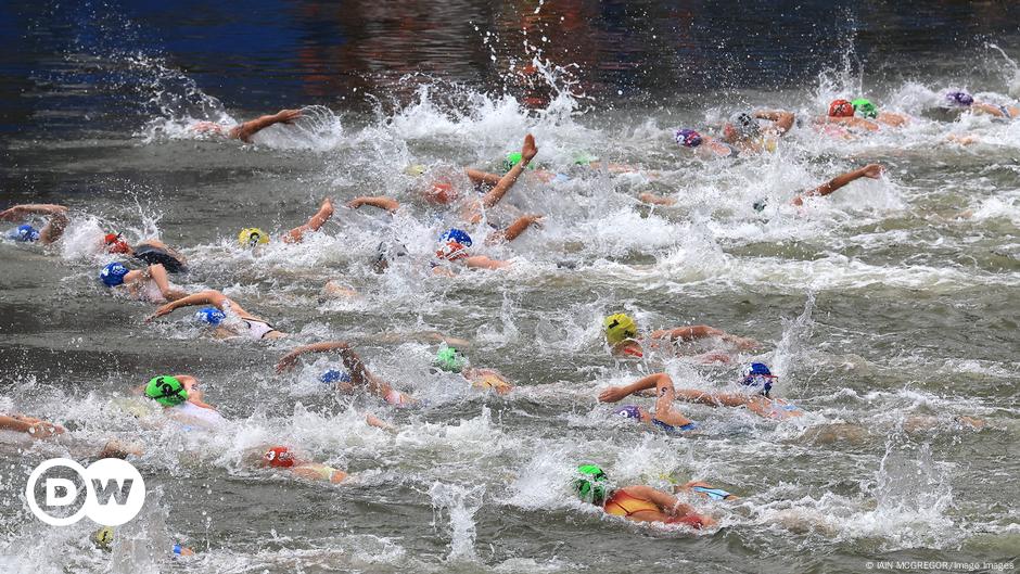 Triathlon Olimpiade Berlangsung – Masalahnya Masih Ada – DW – 31 Juli 2024