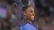 Gymnast Simone Biles lacht und freut sich Gymnast Simone Biles lacht und freut sich
