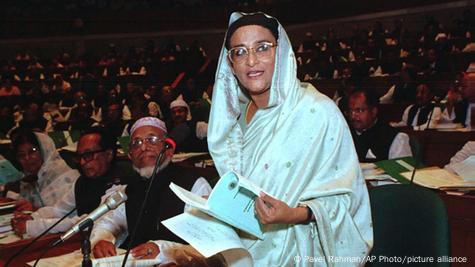 Kryeministrja e Bangladeshit Sheikh Hasina në vitin 1996