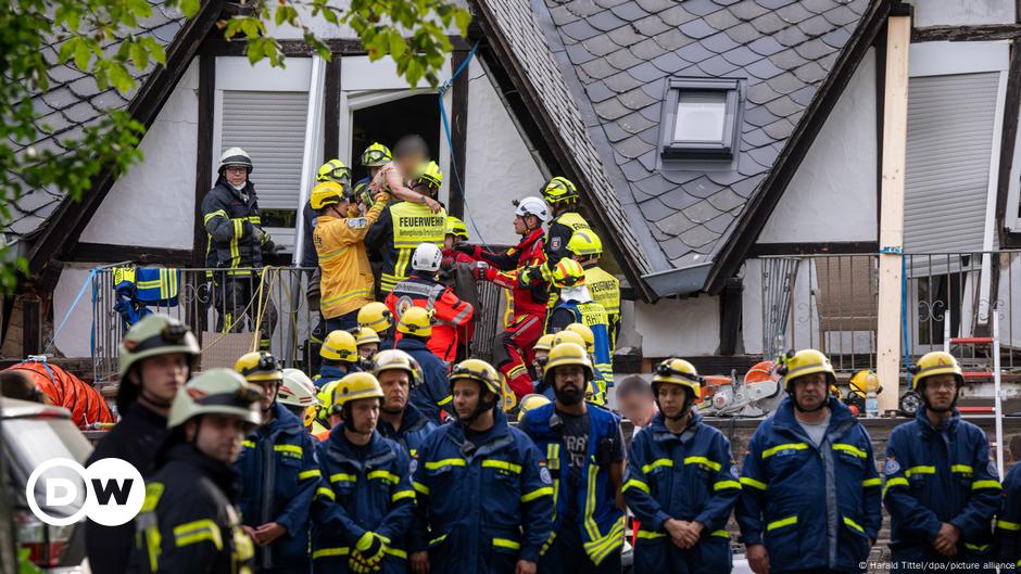 Sebagian hotel di Kröv di Moselle runtuh – DW – 07.08.2024