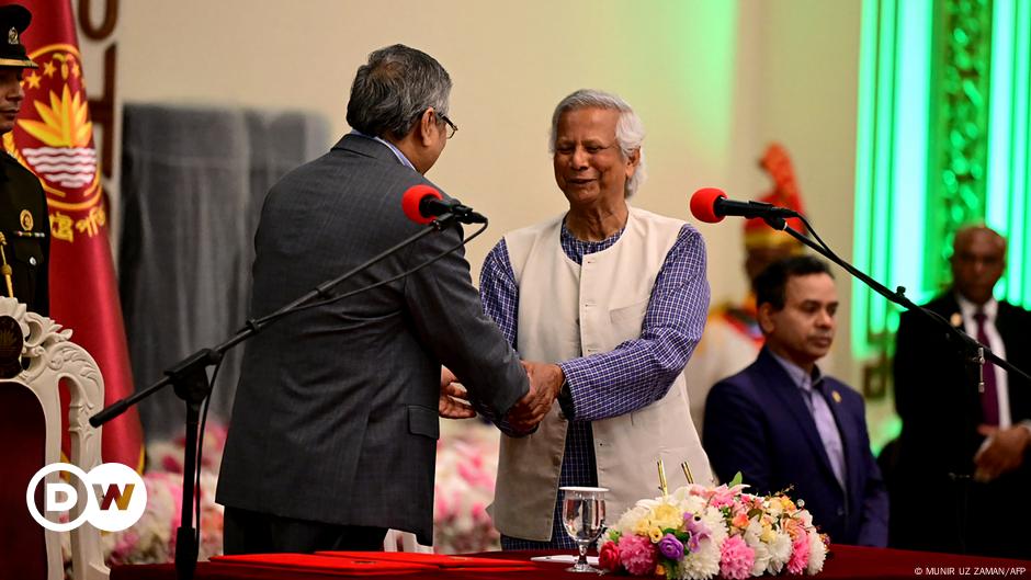 Bangladesh's Yunus Names Student Leaders In Interim Cabinet – DW – 08 ...