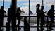 Des passagers d'un vol à l'aéroport Des passagers d'un vol à l'aéroport