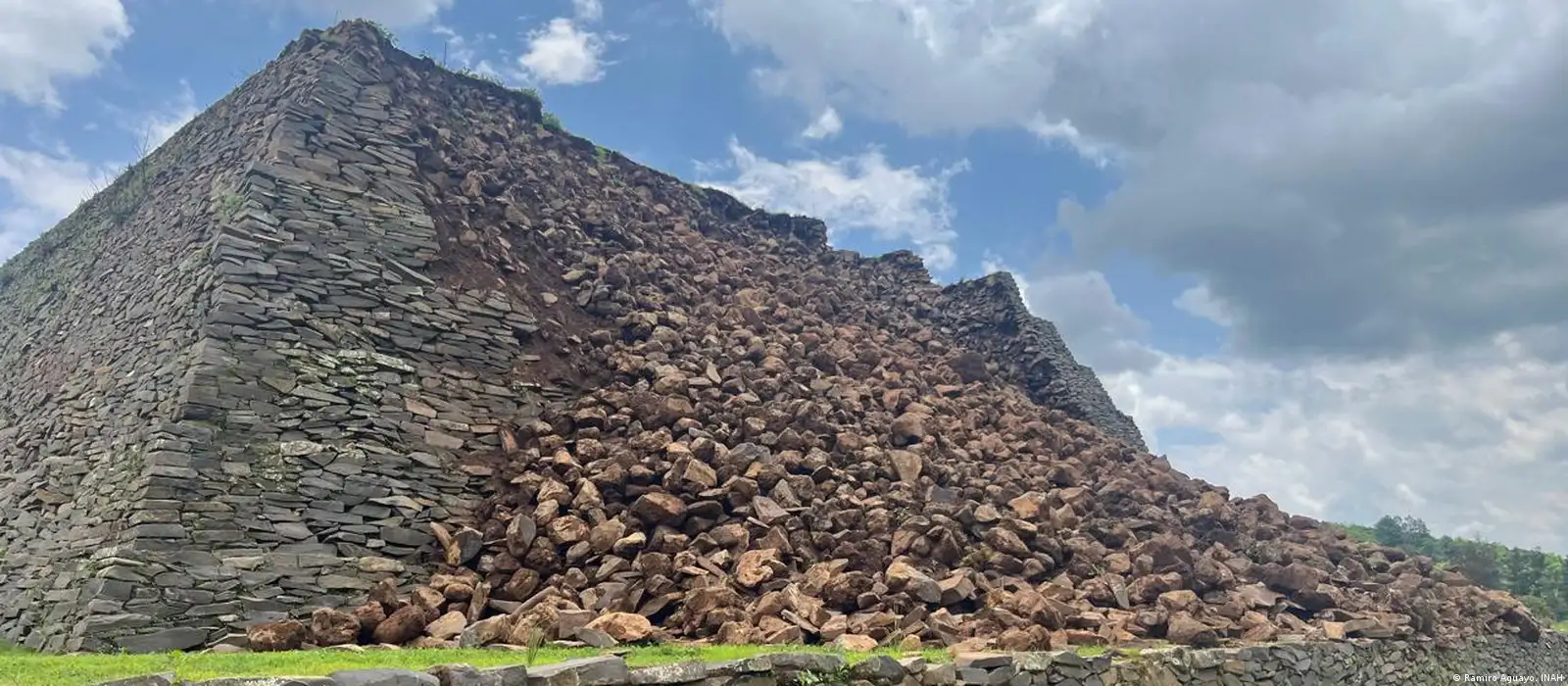 Antigua pirámide mexicana sucumbe tras fuertes lluvias – DW – 13/08/2024