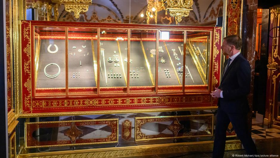 Deo nakita ukradenog 2019. godine ponovo je pronađen i izložen je u Drezdenu